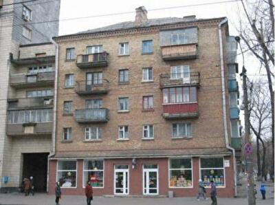 Киев, Маршала Рыбалко ул., 8