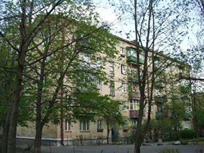 Искровская ул., 16