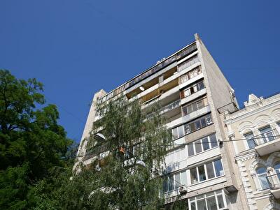 Івана Франка вул., 3