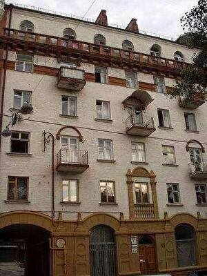 Ивана Франко ул., 7