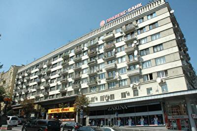 Тараса Шевченко бул., 2