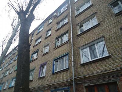 Електриків вул., 26