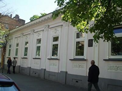 Ярославів Вал вул., 5