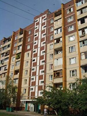 Райдужна вул., 41