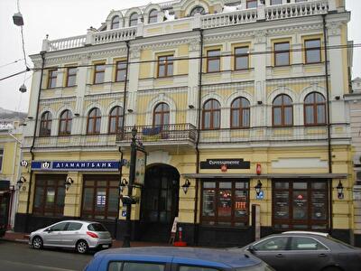 Киев, Петра Сагайдачного ул., 33