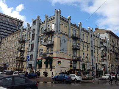 Еспланадна вул., 34/2