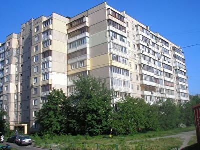 Ревуцкого ул., 4А