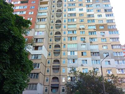 Киев, Харьковское шоссе, 61