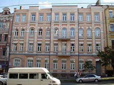Льва Толстого ул., 3