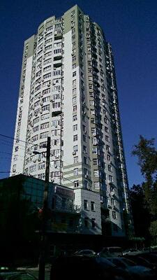 Львівська вул., 22