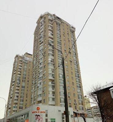Киев, Макеевская ул., 8