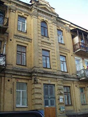 Киев, Михайловская ул., 20Б