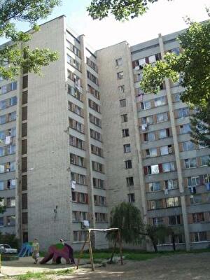 Миропільська вул., 15Б