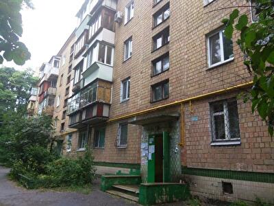 Киев, Петра Нищинского ул., 10