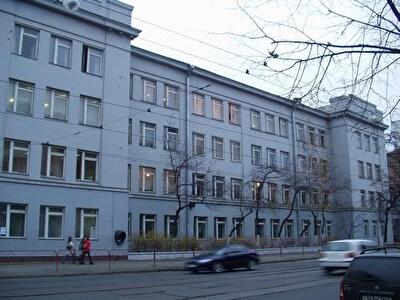 Саксаганського вул., 64