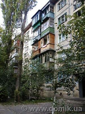 Героев Космоса ул., 1А