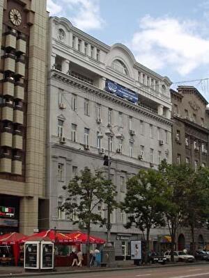 Хрещатик вул., 12