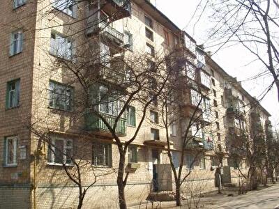 Краснопільська вул., 7