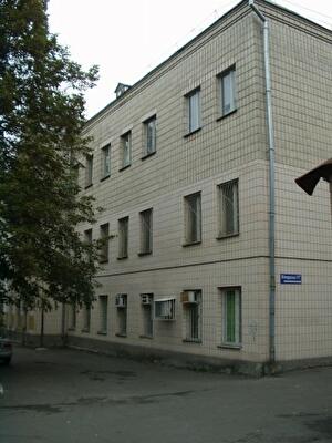 Білоруська вул., 11Б