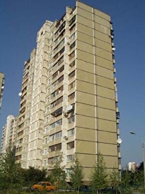 Автозаводська вул., 71