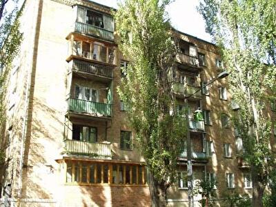 Киев, Академика Доброхотова ул., 4