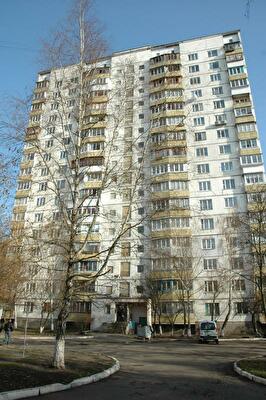 Булаховського Академіка вул., 42/43