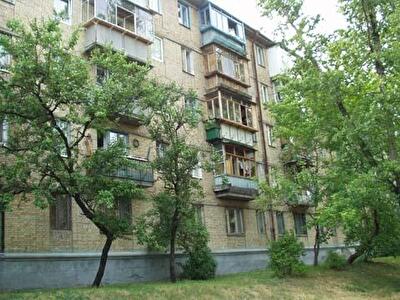 Соборности просп., 18