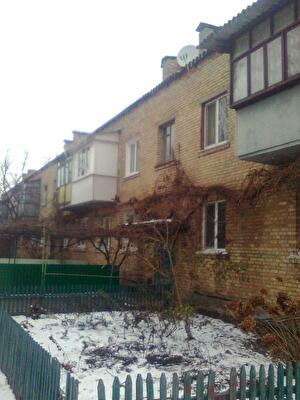 Бучанський район, смт Гостомель, Рекунова вул., 1