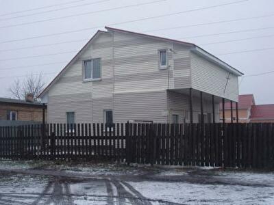 Бучанський район, смт Гостомель, Свято-Покровська вул., 150