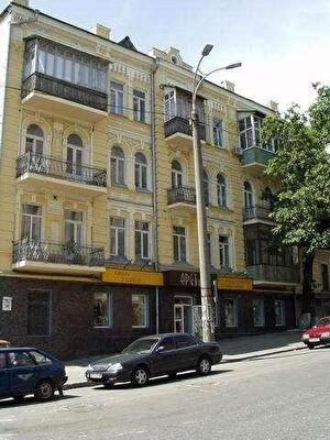 Владимира Антоновича ул., 34