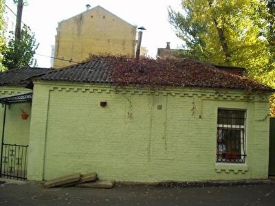 Киев, Владимира Антоновича ул., 20Г