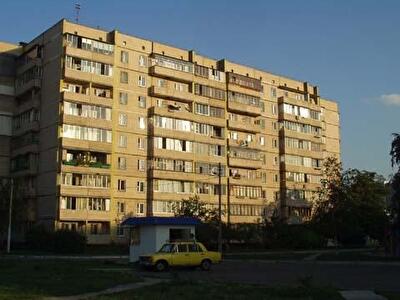 Сержа Лифаря ул., 19