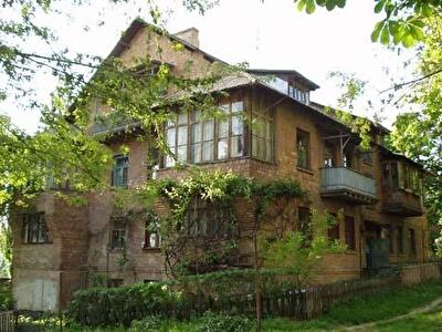 Бориса Гаріна вул., 64