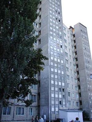 Бориславська вул., 61