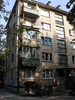 Гарматна вул., 37