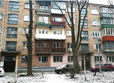 Білоруська вул., 15Б