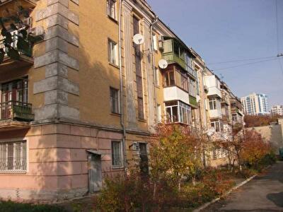 Киев, Артиллерийский пер., 13