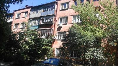 Киев, Артиллерийский пер., 3