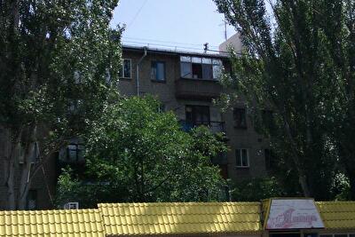 Дніпропетровська обл., м. Нікополь, Трубників просп., 12