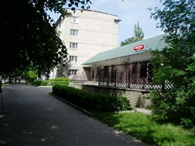 Харків, Харьковских Дивизий вул., 17