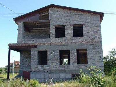 Днепровский район, г. Подгородное, Радужная ул., 1