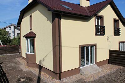 Киево-Святошинский район, с. Гатное, Кленовая ул., 44А