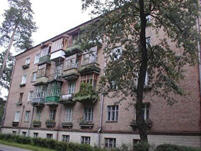 Киев, Верховинная ул., 39