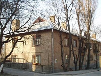 Александра Бестужева пер., 20