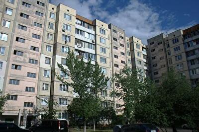 Киев, Героев Днепра ул., 73
