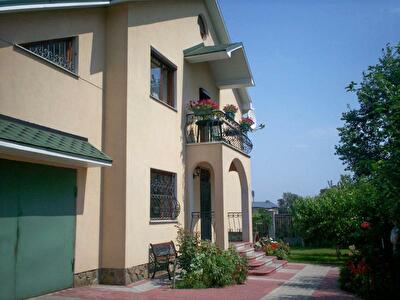 Бучанский район, г. Буча, Вишневая ул., 1