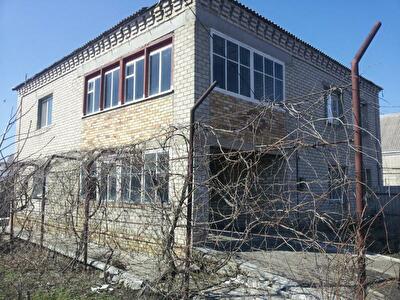 Покровский район, пгт Покровское, Ленинградская ул., 3
