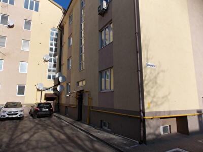 Киево-Святошинский район, г. Вишневое, Казацкая ул., 12