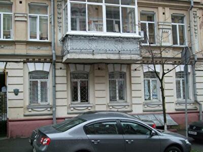 Киев, Вячеслава Липинского ул., 9