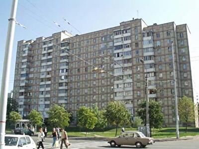 Чернобыльская ул., 22